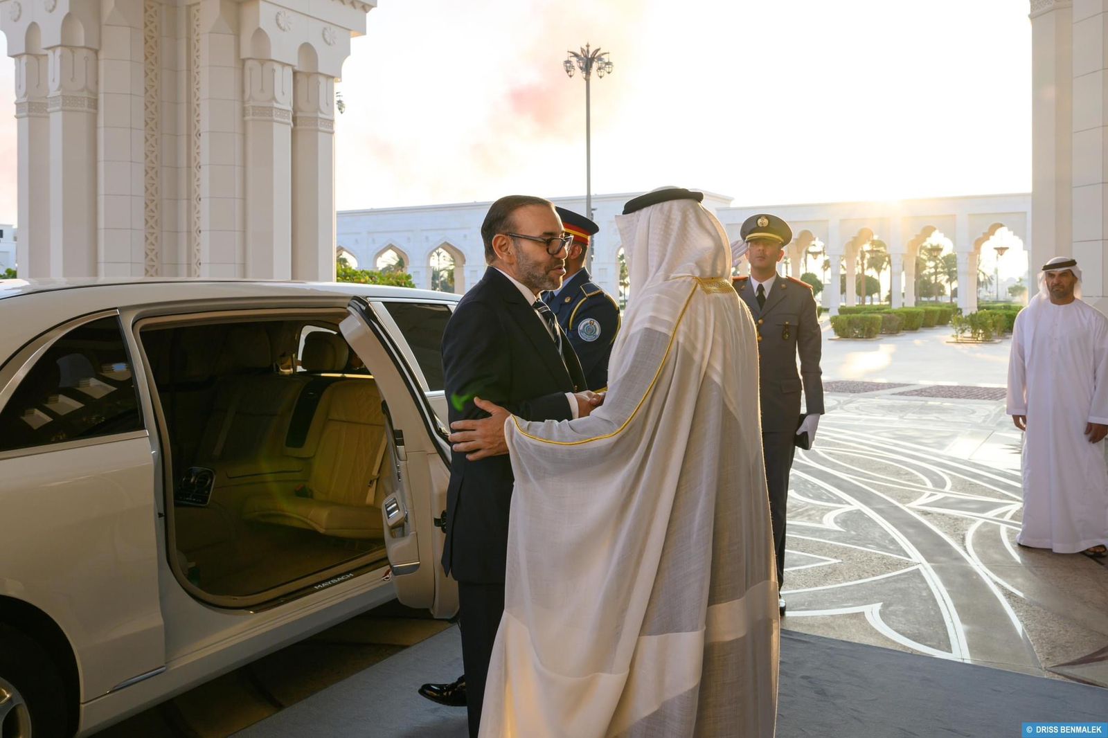 Mohammed Ben Zayed réserve un accueil officiel chaleureux à Sa Majesté le Roi Mohammed VI  (images) 