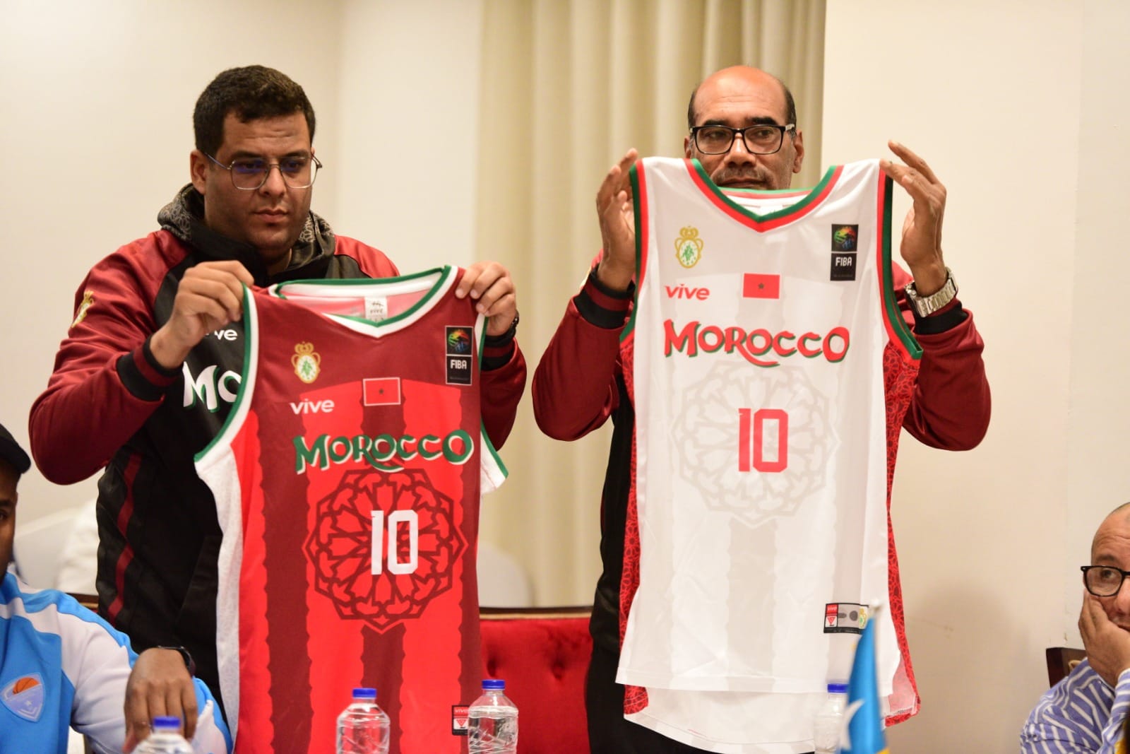 Les maillots de l'EN présentés  lors de la réunion technique organisée  par la Confédération arabe de Basket-ball