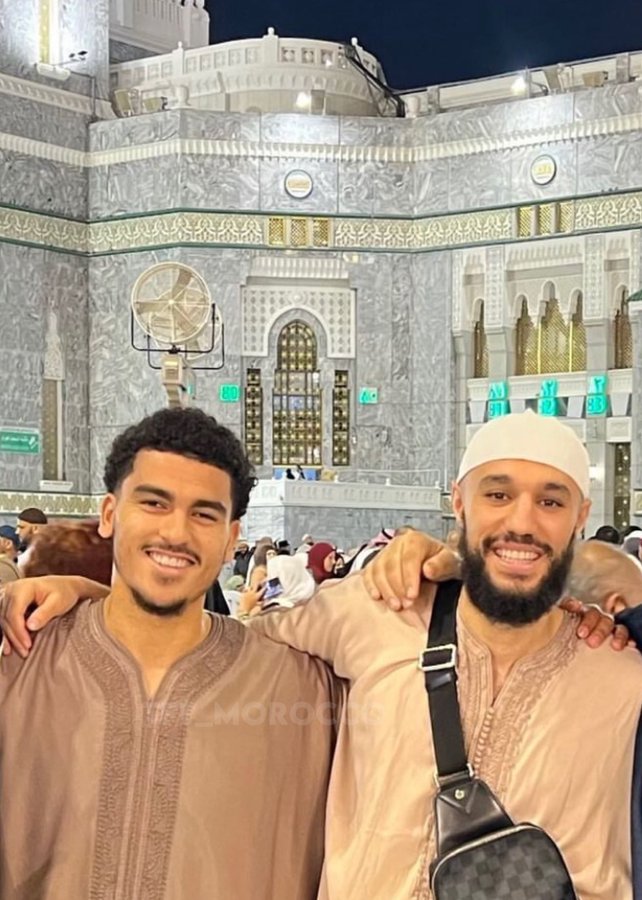 Footballeurs marocains du Monde:  Aboukhlal et Mezraoui en voyage spirituel  !