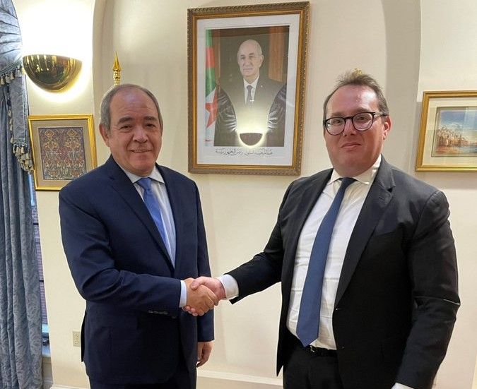 Le nouvel ambassadeur algérien aux Etats-Unis entame son mandat en courtisant Joshua Harris 