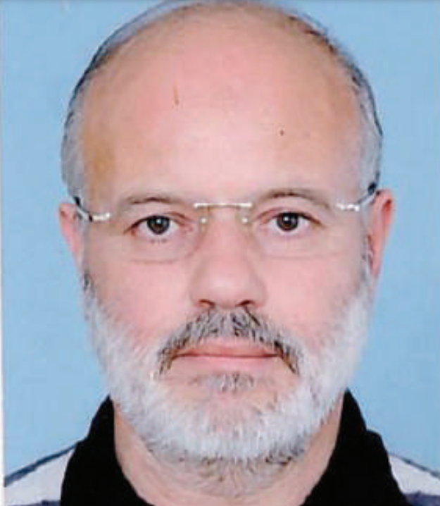 La sauvegarde de l’architecture traditionnelle de Fès est son principal cheval de bataille. Le passé antique de sa ville n’a aucun secret pour lui. Il s’agit de l’Architecte Abdelfettah Lazrak, fervent militant pour la protection du patrimoine fassi. Entretien express. La sauvegarde de l’architecture traditionnelle de Fès est son principal cheval de bataille. Le passé antique de sa ville n’a aucun secret pour lui. Il s’agit de l’Architecte Abdelfettah Lazrak, fervent militant pour la protection du patrimoine fassi. Entretien express.