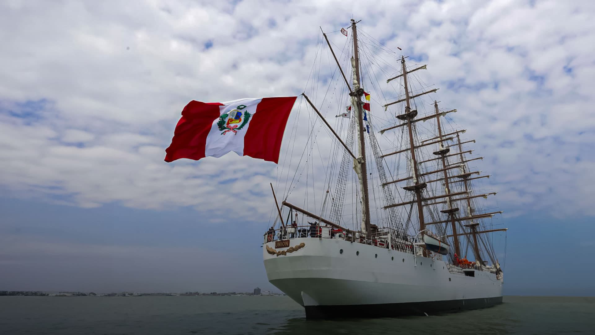 Un navire péruvien accoste à Tanger pour célébrer le soixantenaire des relations diplomatiques entre Rabat et Lima