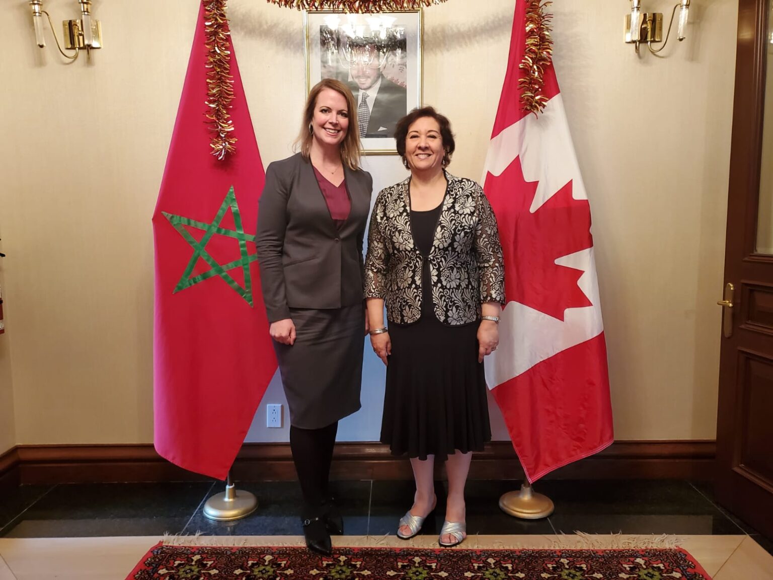 Ottawa: L'ex-ambassadeur du Canada au Maroc décorée du Grand Cordon du Wissam Alaouite