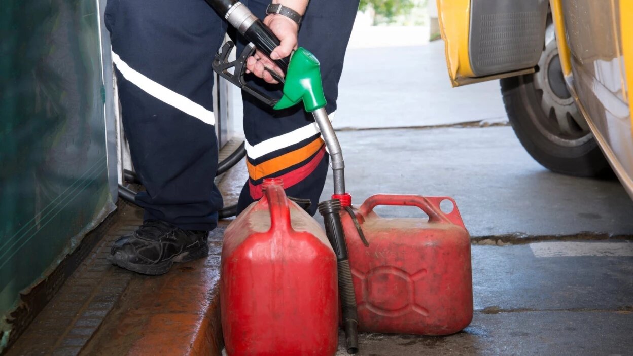 Vente illicite de carburant: Les distributeurs ambulants en ligne de mire des autorités Vente illicite de carburant: Les distributeurs ambulants en ligne de mire des autorités