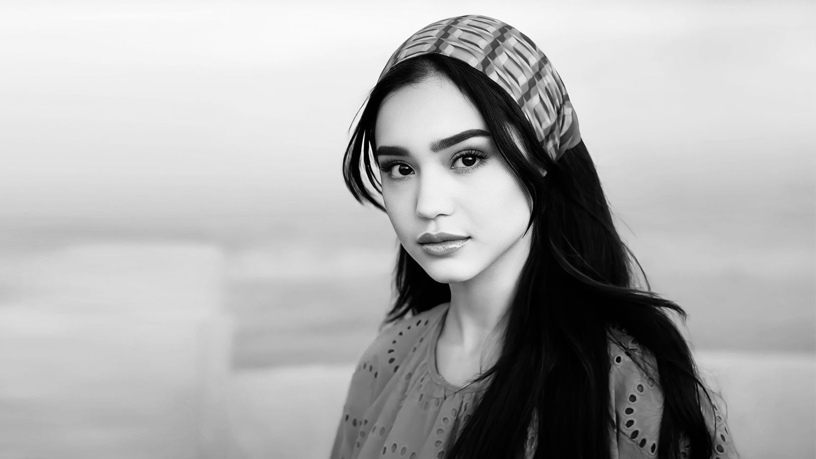 Après le meurtre de son époux, Rym Fikri appelle au respect de sa vie privée Après le meurtre de son époux, Rym Fikri appelle au respect de sa vie privée