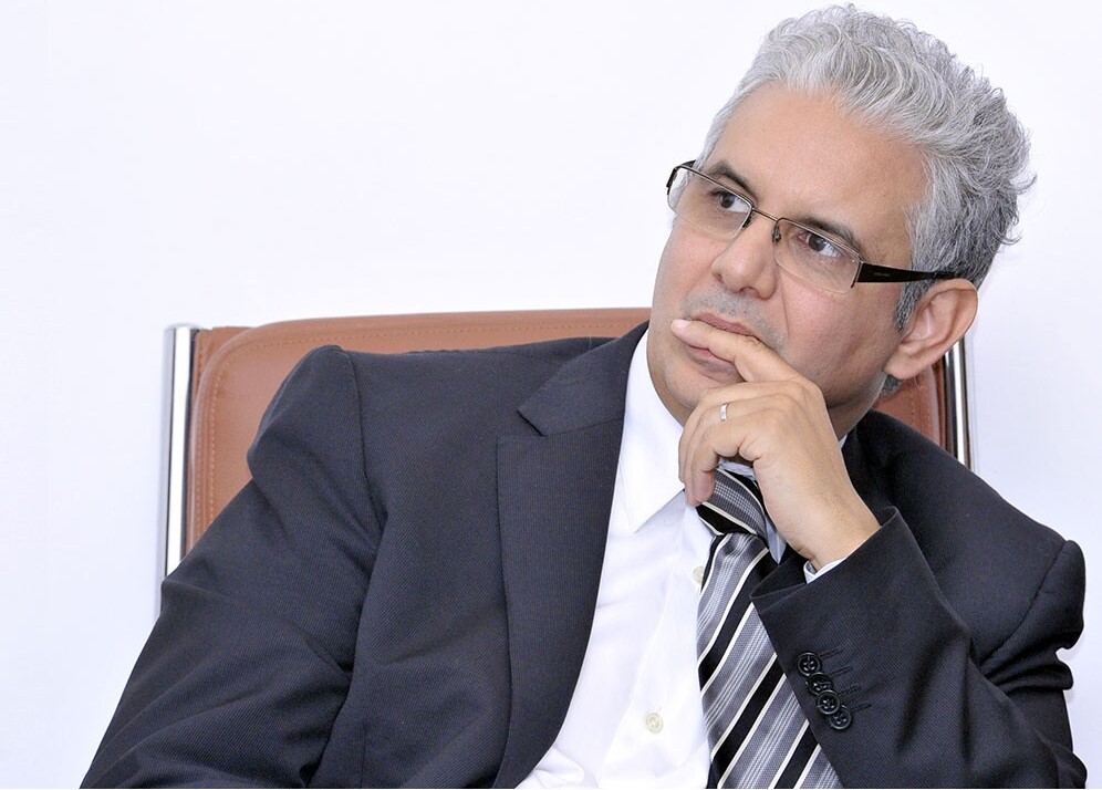 Baraka s'entretient avec son homologue mauritanien des moyens de renforcer la coopération bilatérale dans le domaine des infrastructures Baraka s'entretient avec son homologue mauritanien des moyens de renforcer la coopération bilatérale dans le domaine des infrastructures