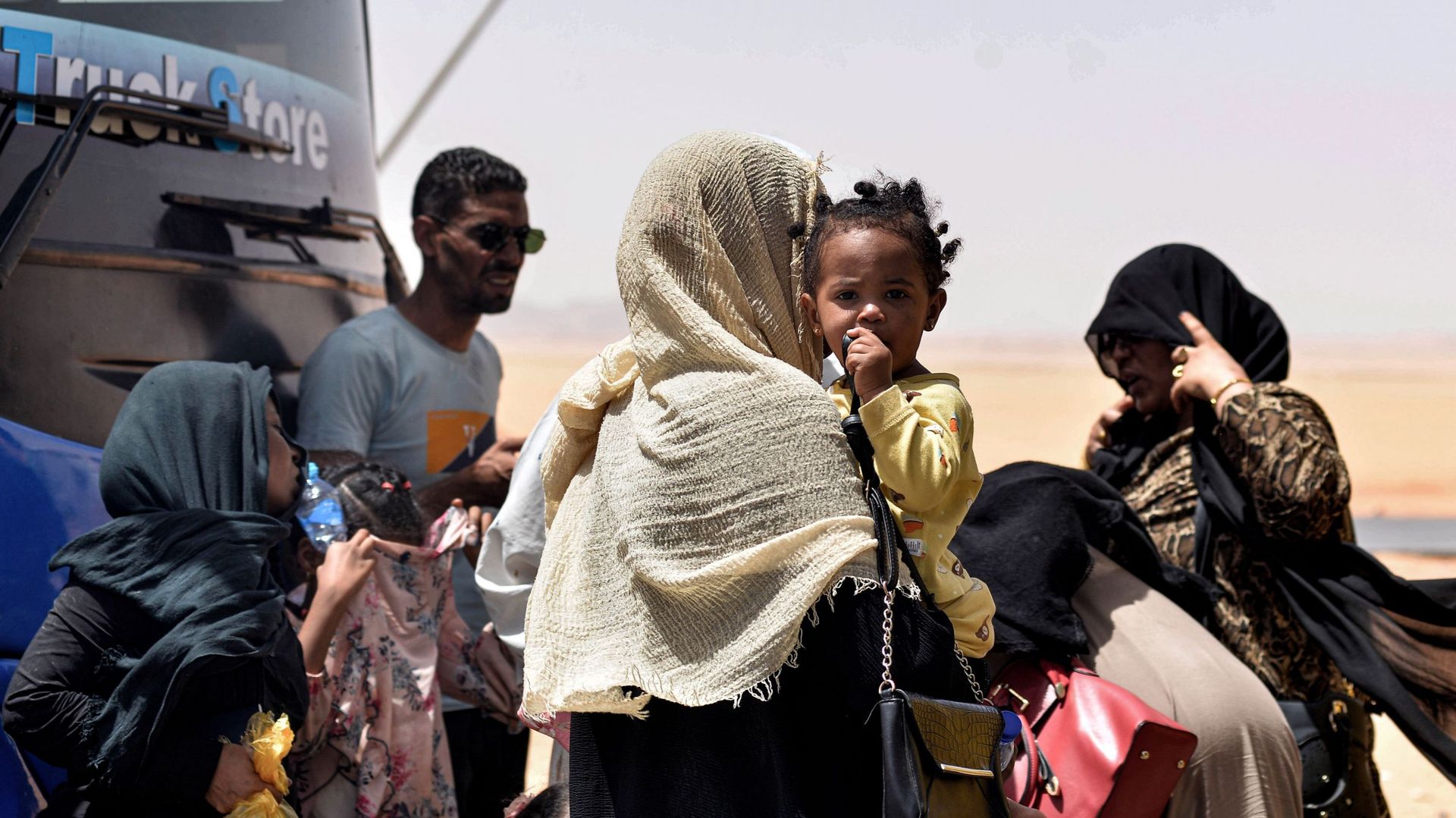 Soudan: environ 230.000 femmes et enfants risquent "de mourir de faim"