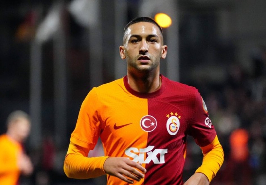 Süper Lig : Hakim Ziyech délivre une passe décisive à Mauro Icardi Süper Lig : Hakim Ziyech délivre une passe décisive à Mauro Icardi