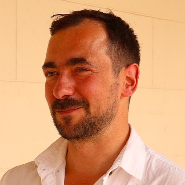 Professeur à Sciences Po Rennes en droit de l’Union Européenne, Alan Hervé a répondu à nos questions concernant la politique des ALE poursuivie par l’UE. Professeur à Sciences Po Rennes en droit de l’Union Européenne, Alan Hervé a répondu à nos questions concernant la politique des ALE poursuivie par l’UE.