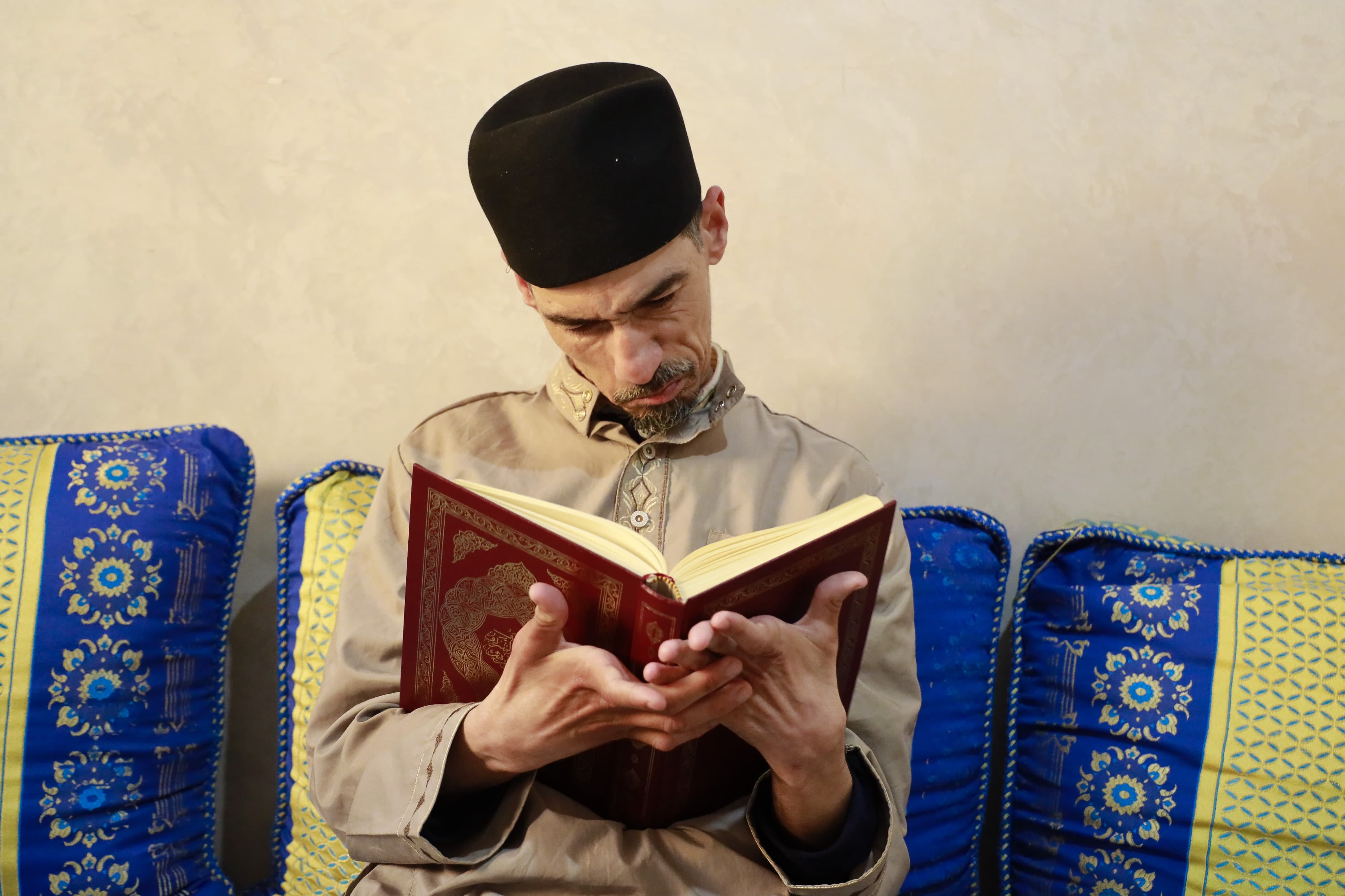 Lahbib El Moumou: le corps en handicap, l’âme s’envole dans les vastes étendues du Saint Coran