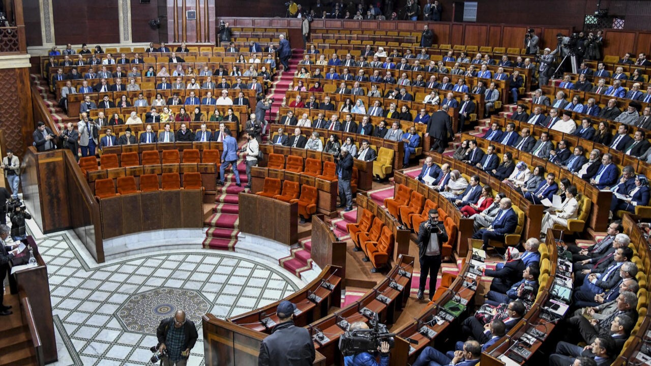 Parlement / Session d’avril : Les députés face aux enjeux du mi-mandat