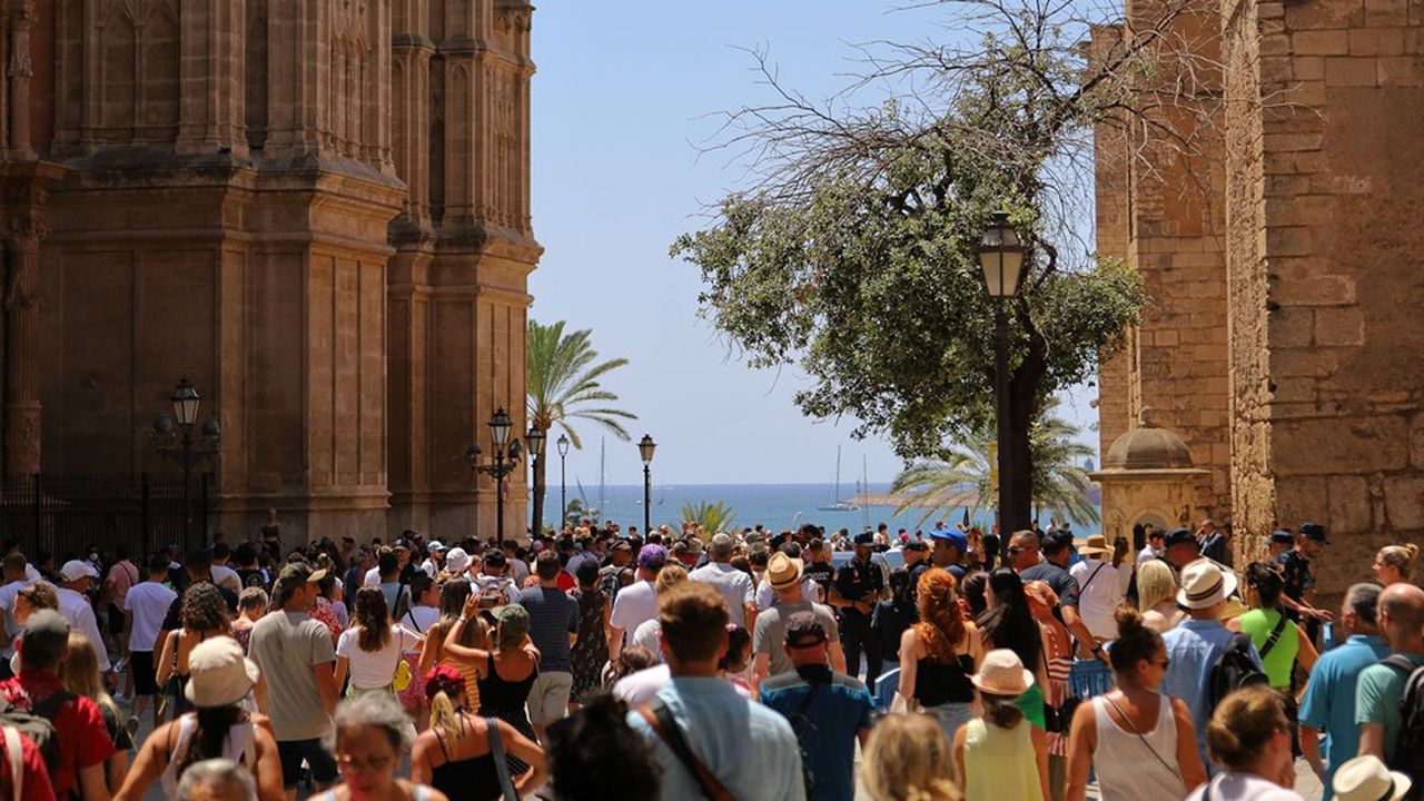 Espagne: l'activité touristique devrait encore battre son record en 2024