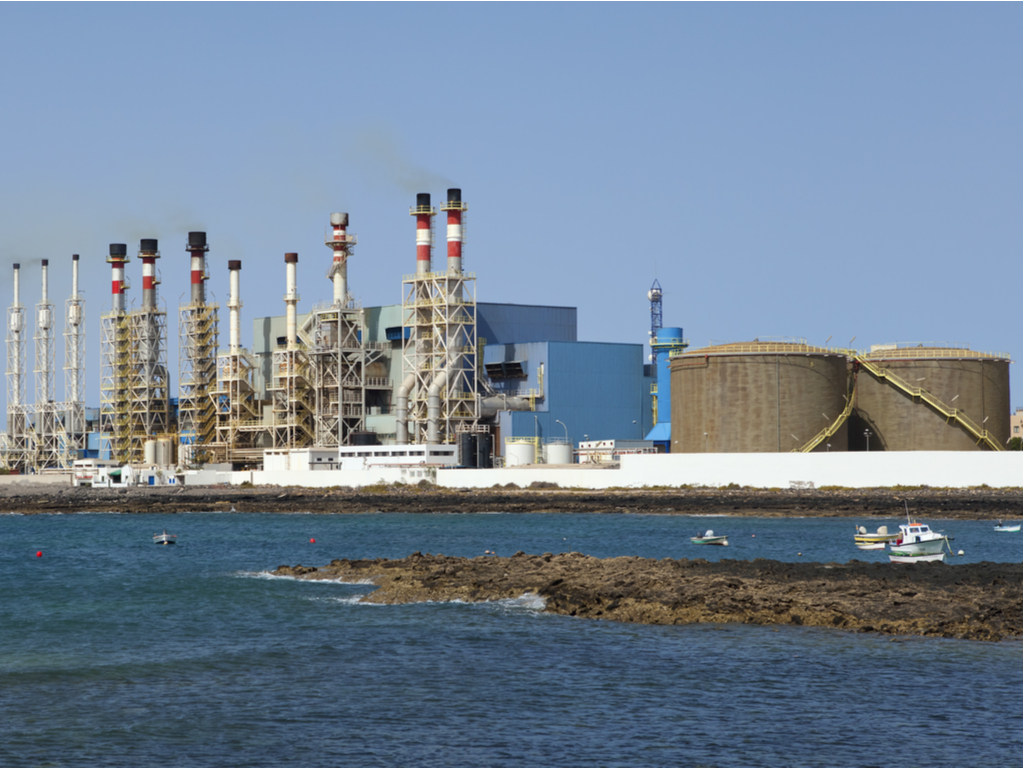 Upcoming construction of seawater and brackish water desalination plants