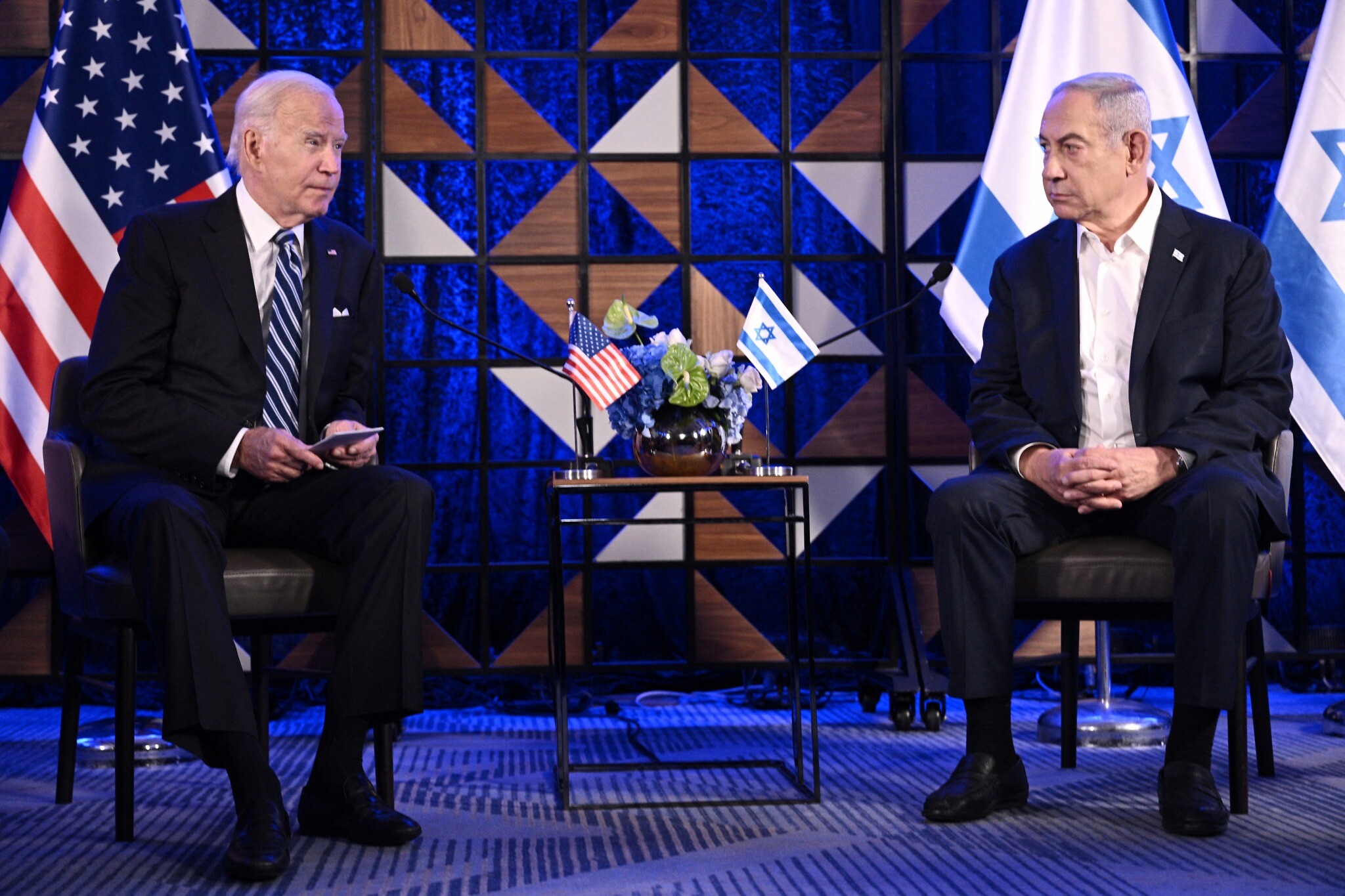 Biden reiterates to Netanyahu his opposition to the ground offensive in Rafah