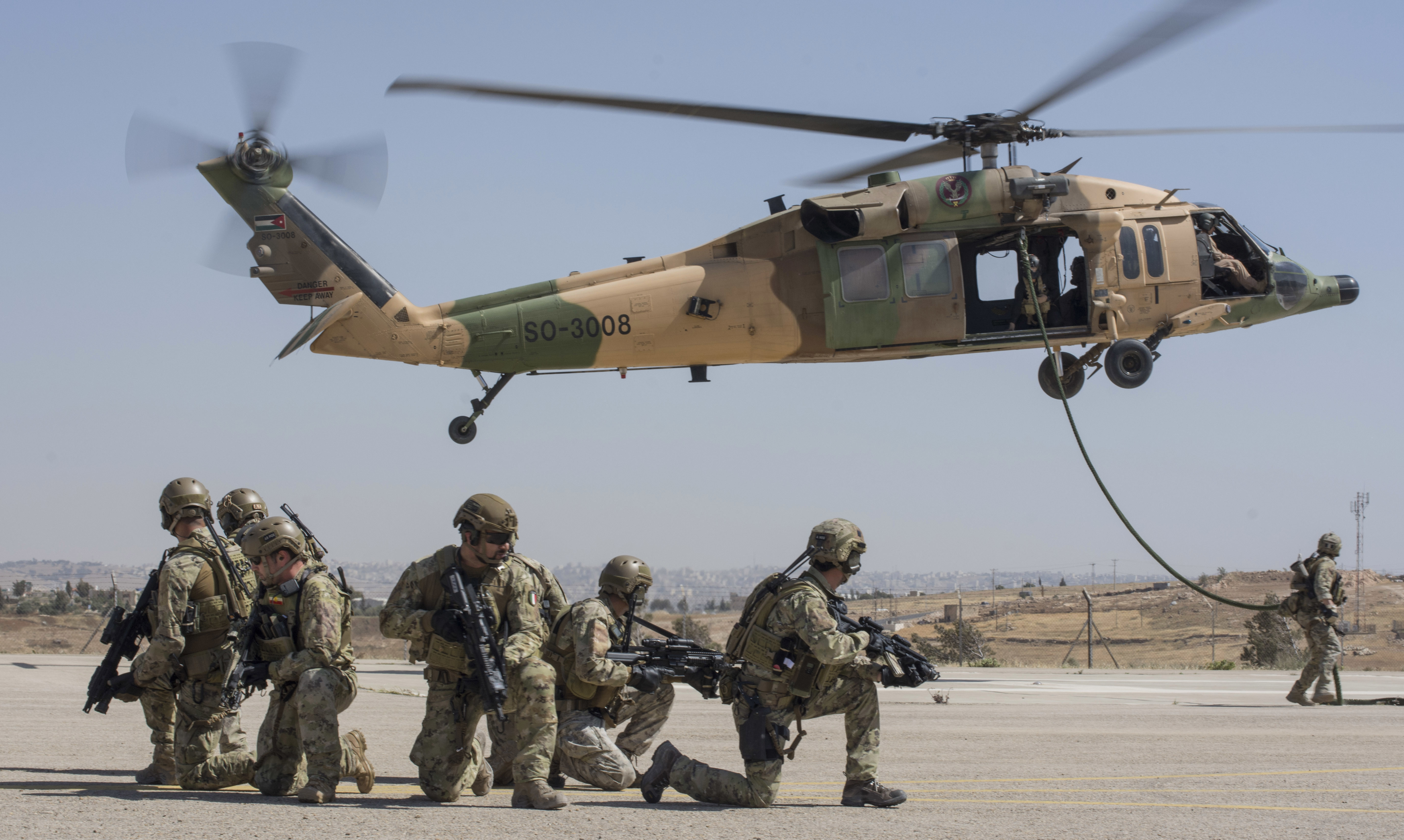Ahead of the African Lion exercise, the FAR is participating in the “Eager Lion” maneuvers in Jordan