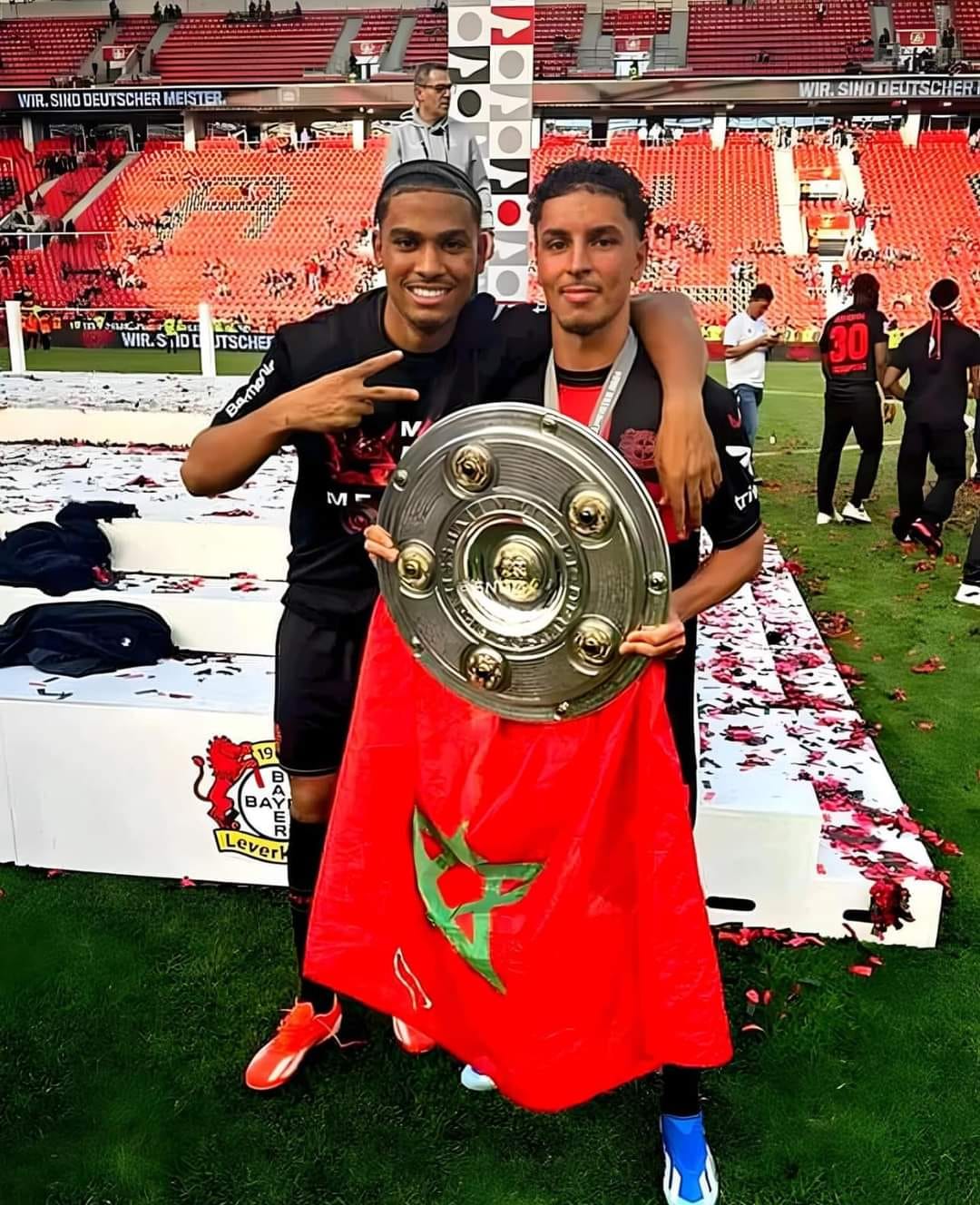 L'équipe d'Amine Adli, Leverkusen, termine la saison invaincue, un record en Bundesliga