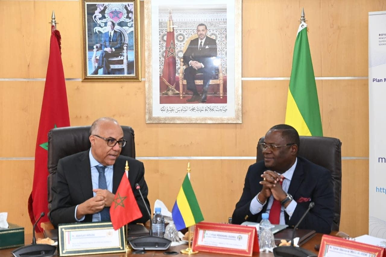 Enseignement supérieur: Signature à Libreville d’un protocole d'accord de coopération entre le Maroc et le Gabon Enseignement supérieur: Signature à Libreville d’un protocole d'accord de coopération entre le Maroc et le Gabon