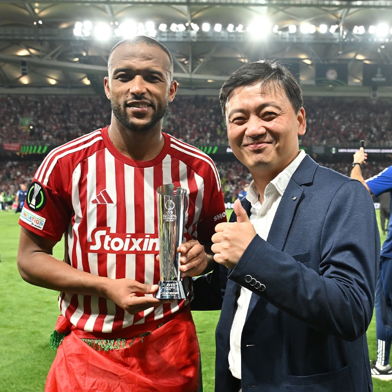 Finale Europa League Conférence: El Kaâbi et EL Arabi, footballeurs ambassadeurs du Maroc ! Finale Europa League Conférence: El Kaâbi et EL Arabi, footballeurs ambassadeurs du Maroc !