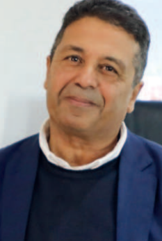 Président de l’Association pour la Gestion Intégrée des Ressources (AGIR), enseignant en génie du littoral à la Faculté des Sciences et Techniques d’Al Hoceima et expert en gestion adaptative des écosystèmes marins, Houcine Nibani répond à nos questions.
