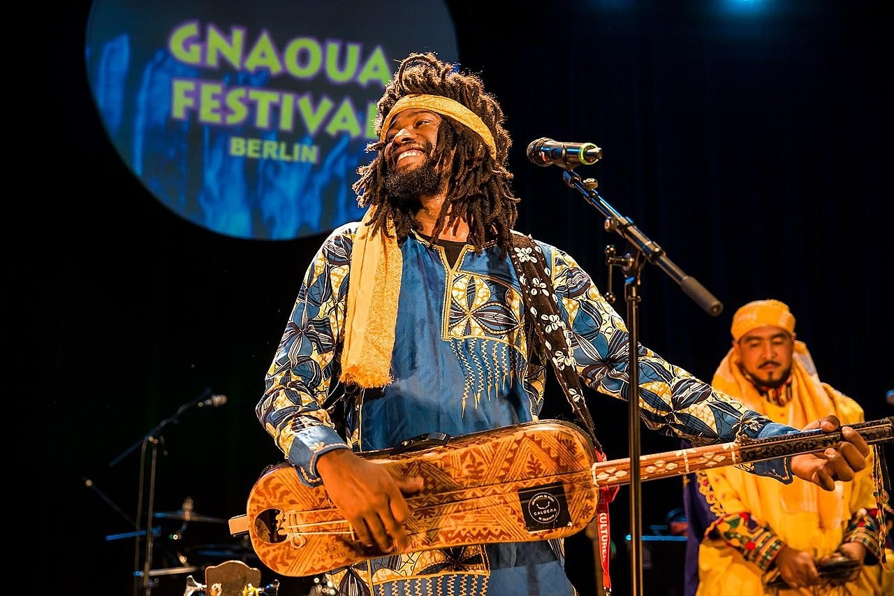 Interview avec Mehdi Qamoum : « La rencontre des genres est la clé pour célébrer pleinement notre patrimoine musical »