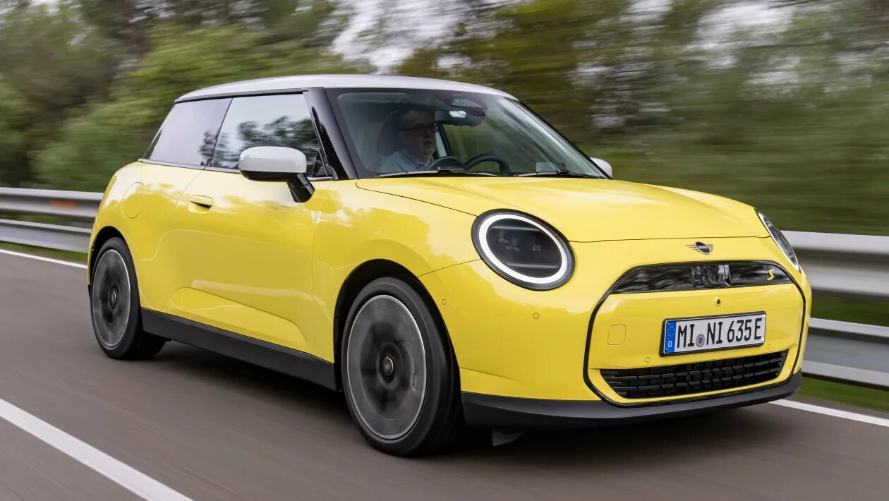 Mini Cooper SE, fabriquée en Chine, germano-britannique d’origine 