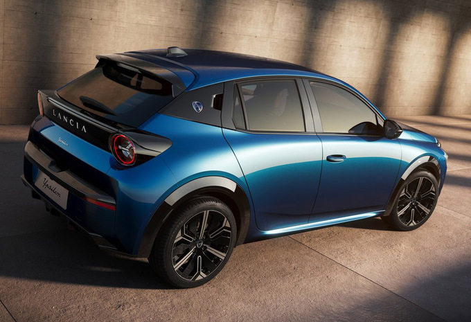 Citadine - Lancia Ypsilon hybride 100 LX, effet haut de gamme Citadine - Lancia Ypsilon hybride 100 LX, effet haut de gamme