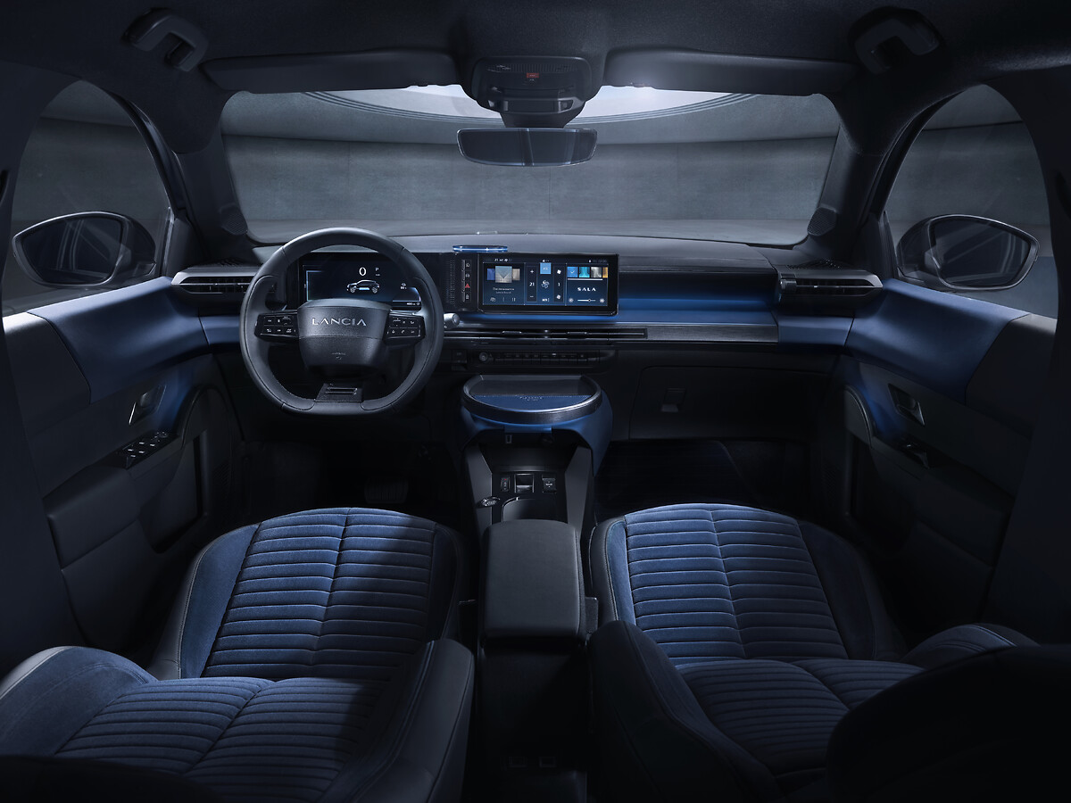 Citadine - Lancia Ypsilon hybride 100 LX, effet haut de gamme