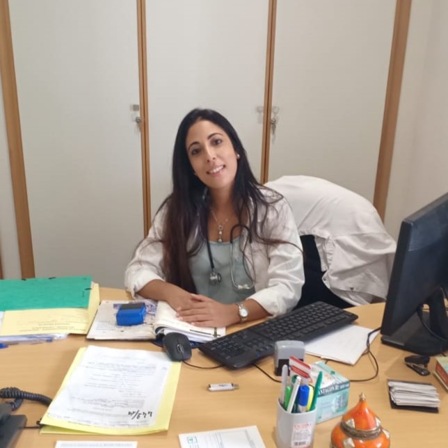 Responsable de l'Unité des soins palliatifs du Centre Mohammed VI pour le Traitement des Cancers au CHU Ibn Rochd de Casablanca, Dr Asmaa El Azhari répond à nos questions. Responsable de l'Unité des soins palliatifs du Centre Mohammed VI pour le Traitement des Cancers au CHU Ibn Rochd de Casablanca, Dr Asmaa El Azhari répond à nos questions.