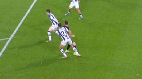 Liga / Sociedad-Barça: L'arbitrage a faussé le résultat ! Liga / Sociedad-Barça: L'arbitrage a faussé le résultat !