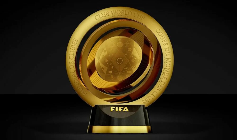 Le trophée officiel du Mondial des Clubs sous son nouveau format à 32 équipes a été dévoilé ce mois-ci. Il a été imaginé par la FIFA et réalisé en collaboration avec le joailler de luxe Tiffany & Co.