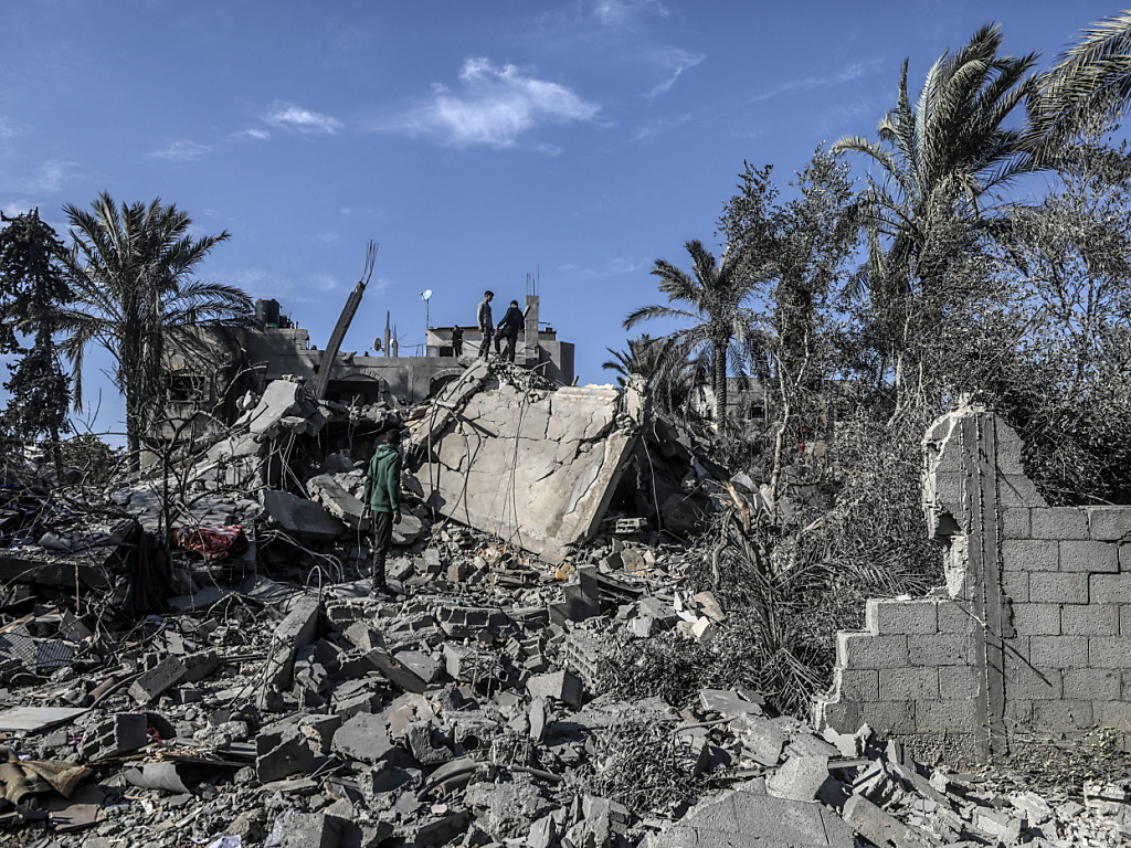 Israël poursuit ses massacres à Gaza : Des morts et des blessés dans les bombardements sur plusieurs zones Israël poursuit ses massacres à Gaza : Des morts et des blessés dans les bombardements sur plusieurs zones