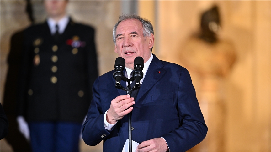 France : Les ministres prennent leur fonction, mais pour combien de temps ? France : Les ministres prennent leur fonction, mais pour combien de temps ?