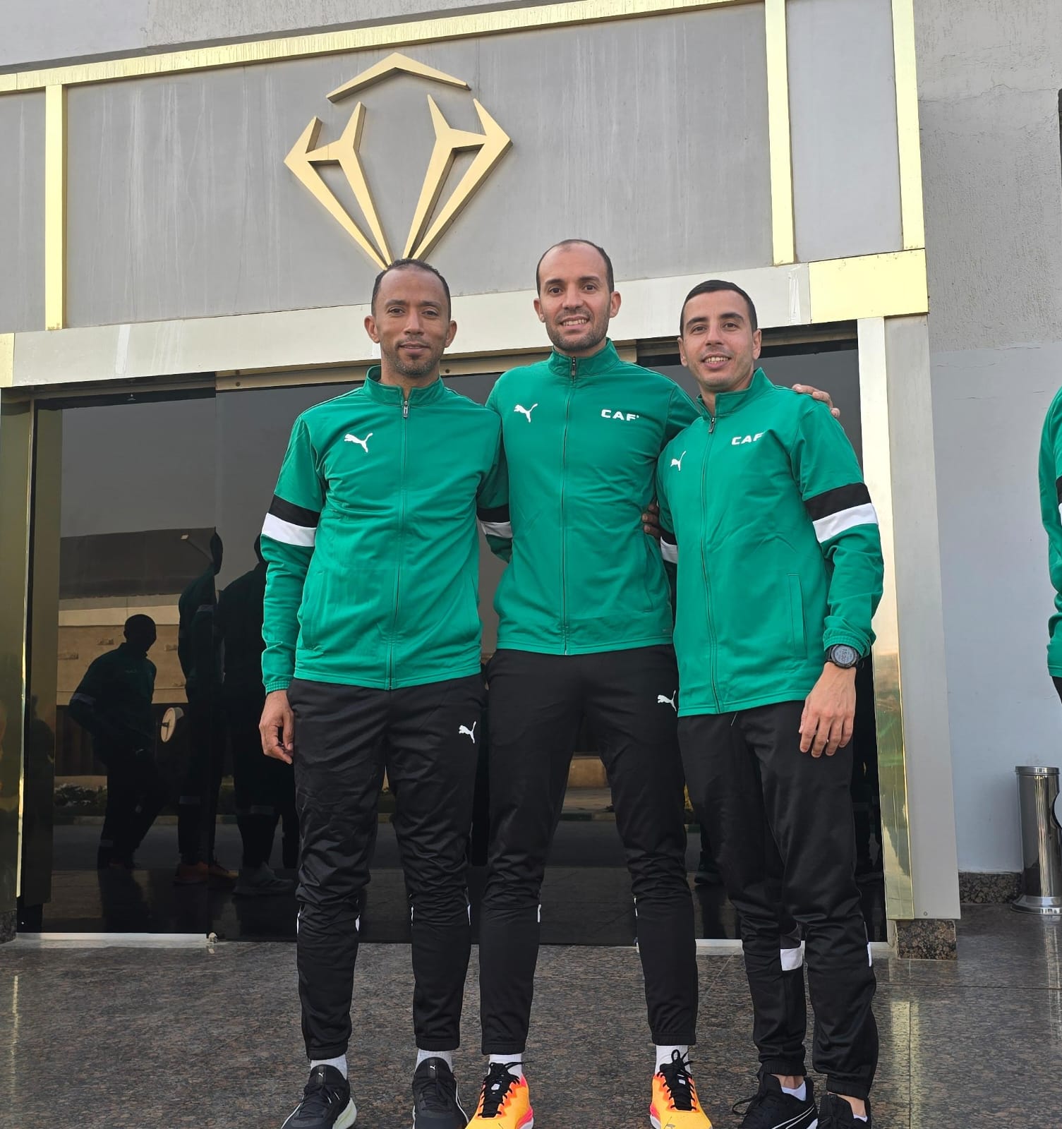 Les 3 arbitres marocains (H)  Kechaf, El Fariq et Nassiri convoqués par la CAF Les 3 arbitres marocains (H)  Kechaf, El Fariq et Nassiri convoqués par la CAF