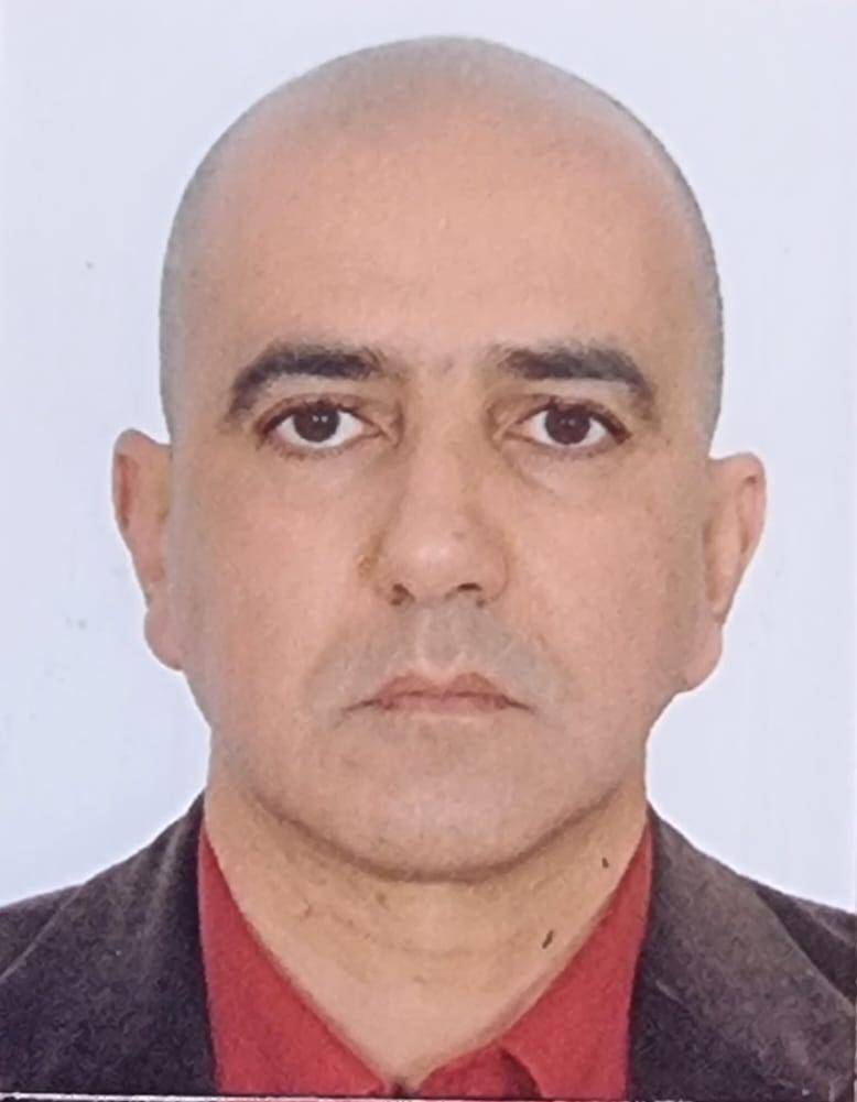 Dr Adil Loubbardi, commissaire divisionnaire ex chef du service ADN du laboratoire de police scientifique et de différents services de la police judiciaire de la DGSN. Dr Adil Loubbardi, commissaire divisionnaire ex chef du service ADN du laboratoire de police scientifique et de différents services de la police judiciaire de la DGSN.