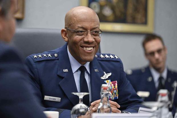 Le Chef d'état-major de "l'US Army"  et Mohammed Berrid se félicitent de la coopération militaire 