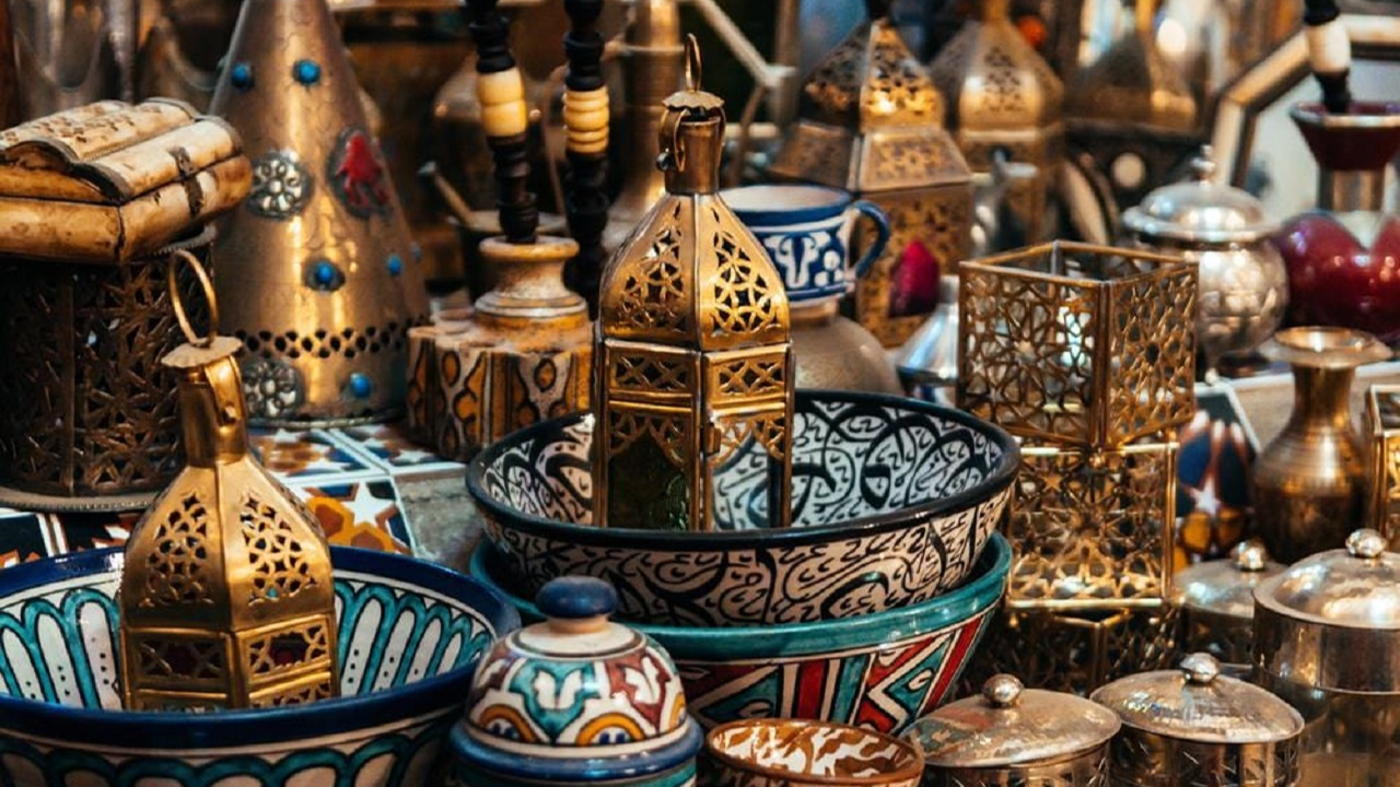 Le gouvernement, Barid Al-Maghrib et les chambres d'artisanat lancent un programme de soutien aux artisans