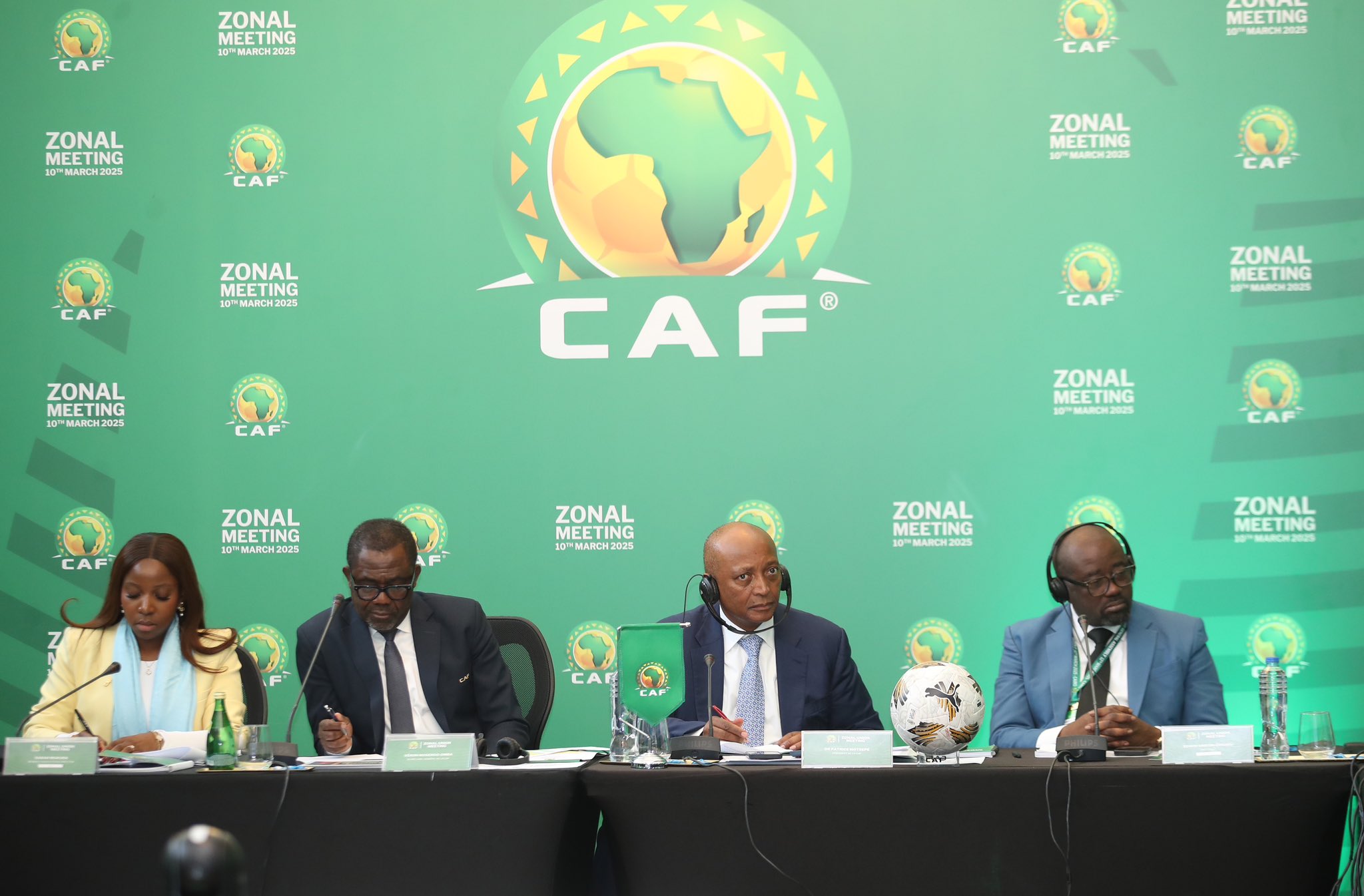 CAF : Le Président en réunion avec les Unions régionales et le Comex avant l’AGE de mercredi