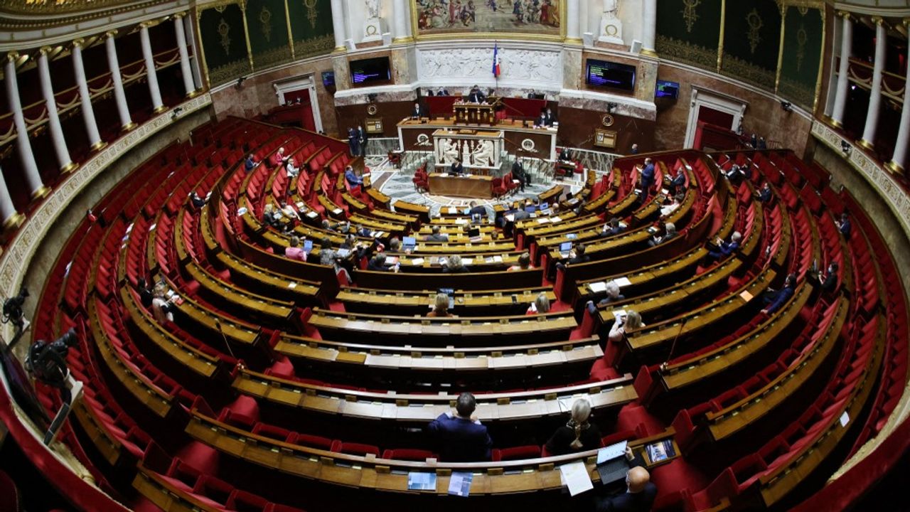 France-Ukraine : La saisie des avoirs russes, un sujet qui divise les députés du palais Bourbon France-Ukraine : La saisie des avoirs russes, un sujet qui divise les députés du palais Bourbon