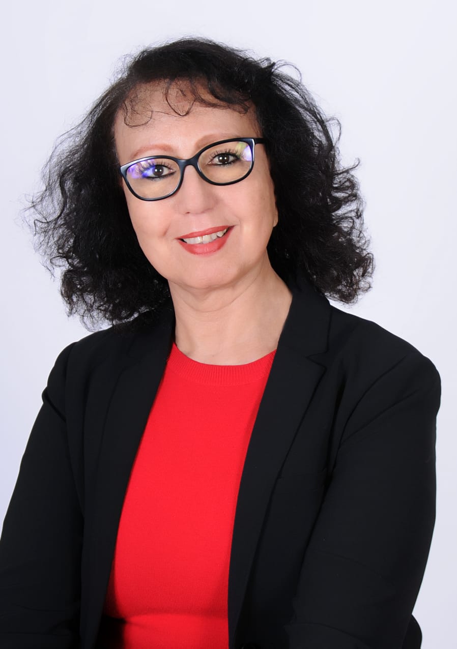 Professeure universitaire, membre de l’Académie de l’Eau de France et anciennement directrice du Centre National d’Études et de Recherche sur l’Eau et l’Énergie, Laila Mandi répond à nos questions.