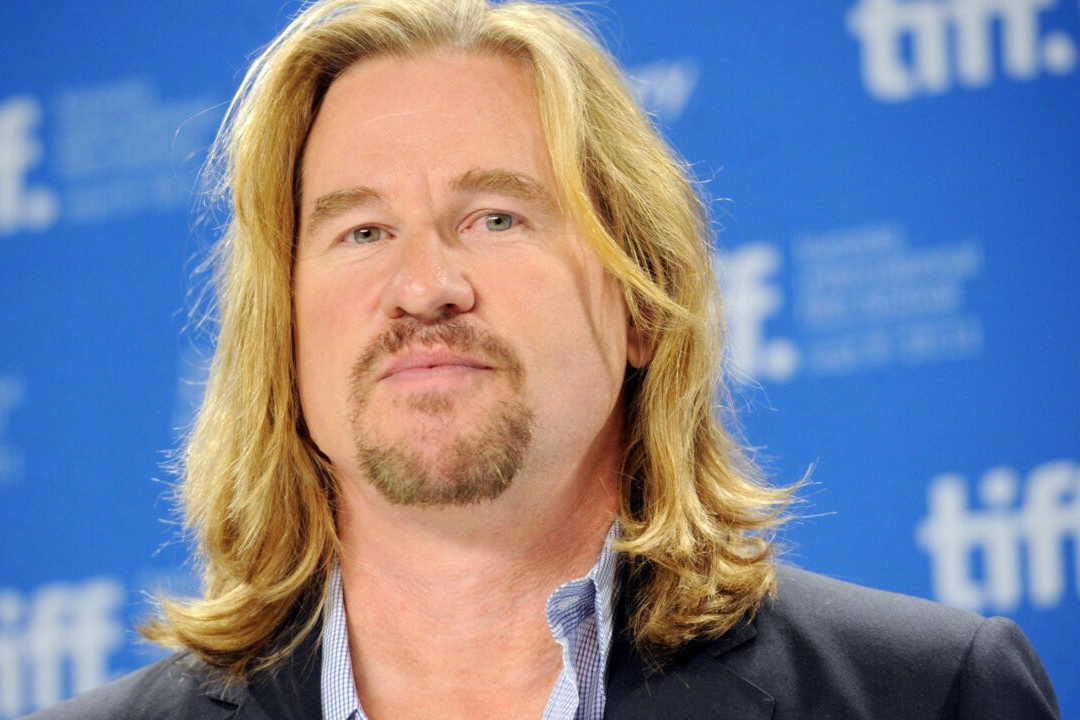 Mort à 65 ans de Val Kilmer, anti-héros hollywoodien de "Top Gun" aux "Doors" Mort à 65 ans de Val Kilmer, anti-héros hollywoodien de "Top Gun" aux "Doors"