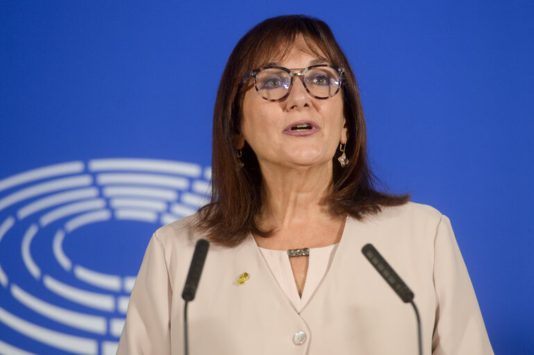 L'UE est déterminée à consolider son "partenariat stratégique" avec le Maroc (commissaire européenne) L'UE est déterminée à consolider son "partenariat stratégique" avec le Maroc (commissaire européenne)