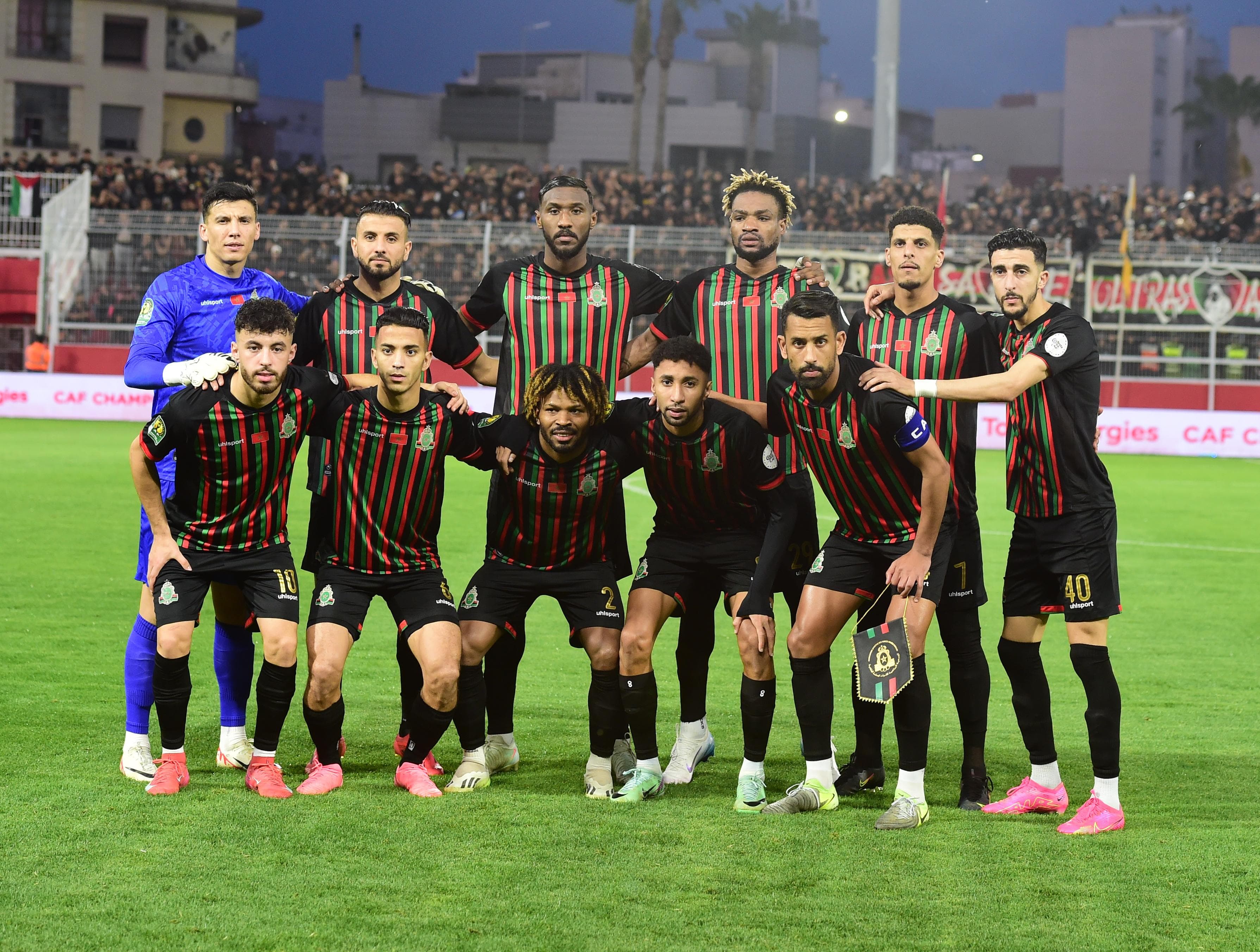 Se rabattre sur la Coupe du Trône et la place qualificative pour la LDC de la saison prochaine
