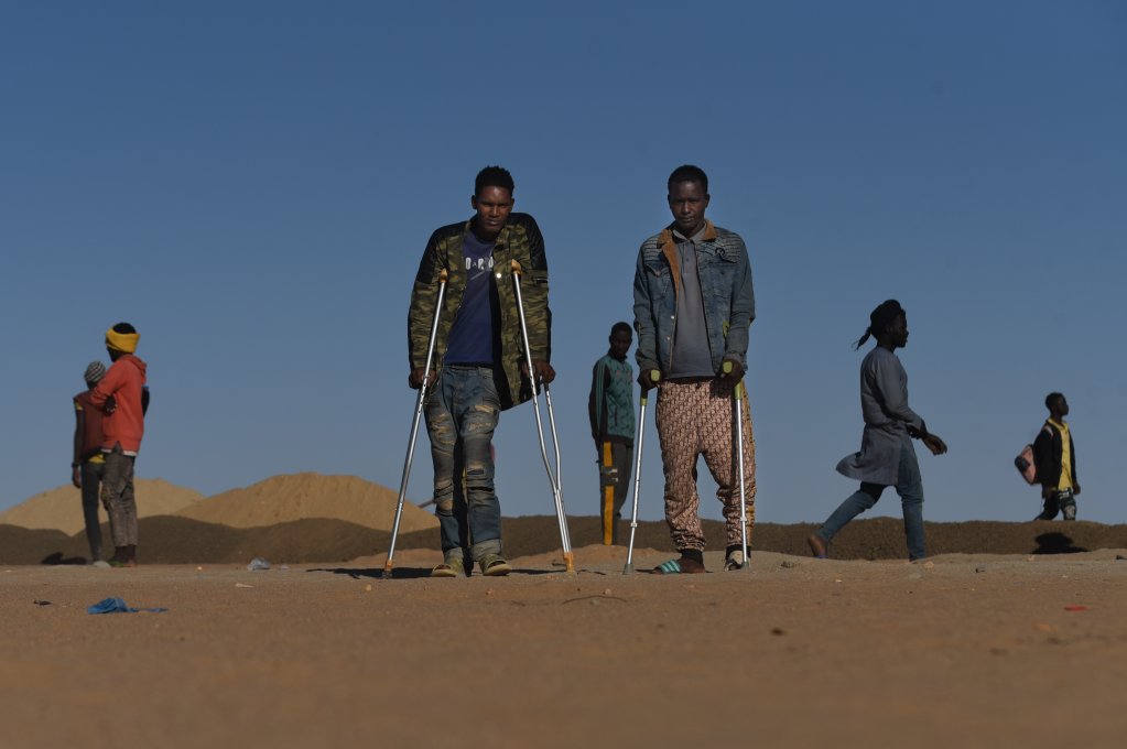 Algérie – Niger : les expulsions massives de migrants continuent, les ONG dénoncent des violations graves des droits humains