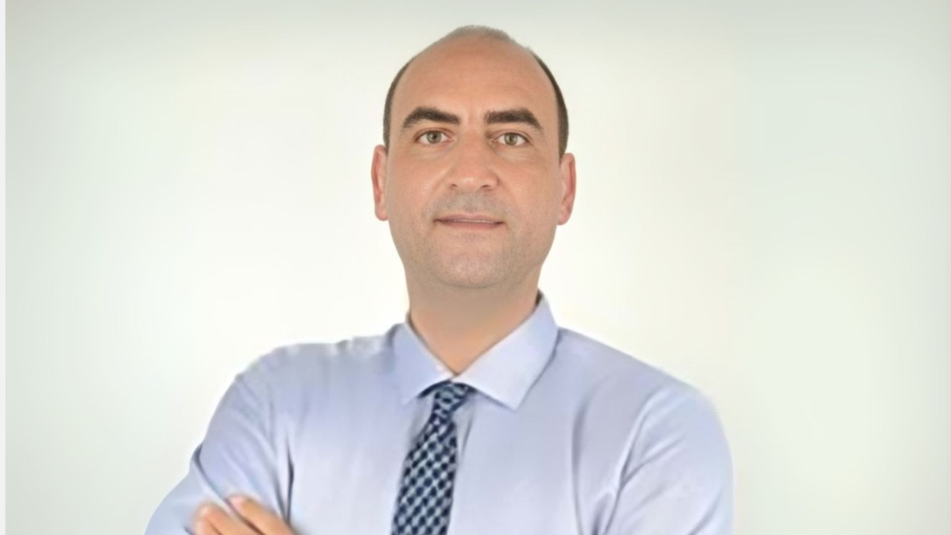 Yassir Lahrach, docteur en droit, Expert en Intelligence économique, Analyste en Stratégie internationale et Auteur du Concept d’Intelligence Diplomatique.