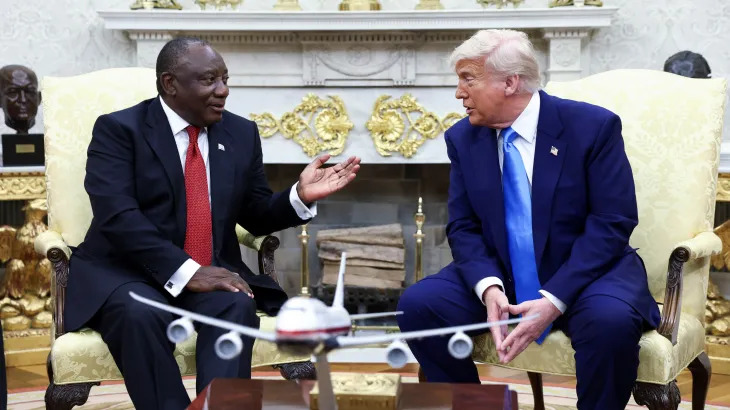 Racisme antiblanc : Trump humilie le président sud-africain au Bureau ovale  