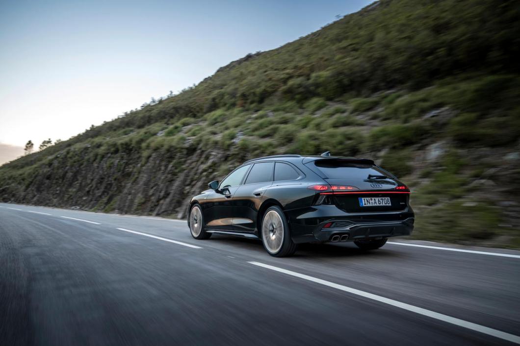 Break - Audi A6 Avant 2.0 TDI quattro S line, sixième génération mais comme « Avant »