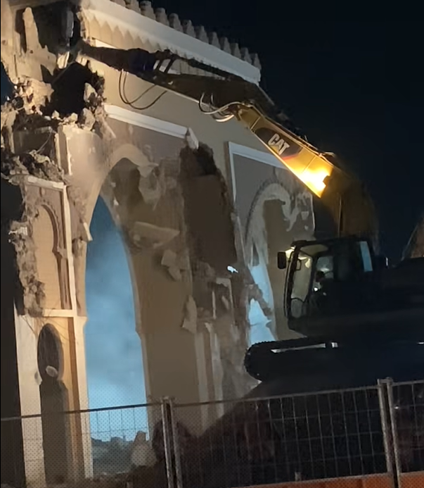 Symbole de Dakhla, la célèbre arche de l’avenue Al Walae démolie 