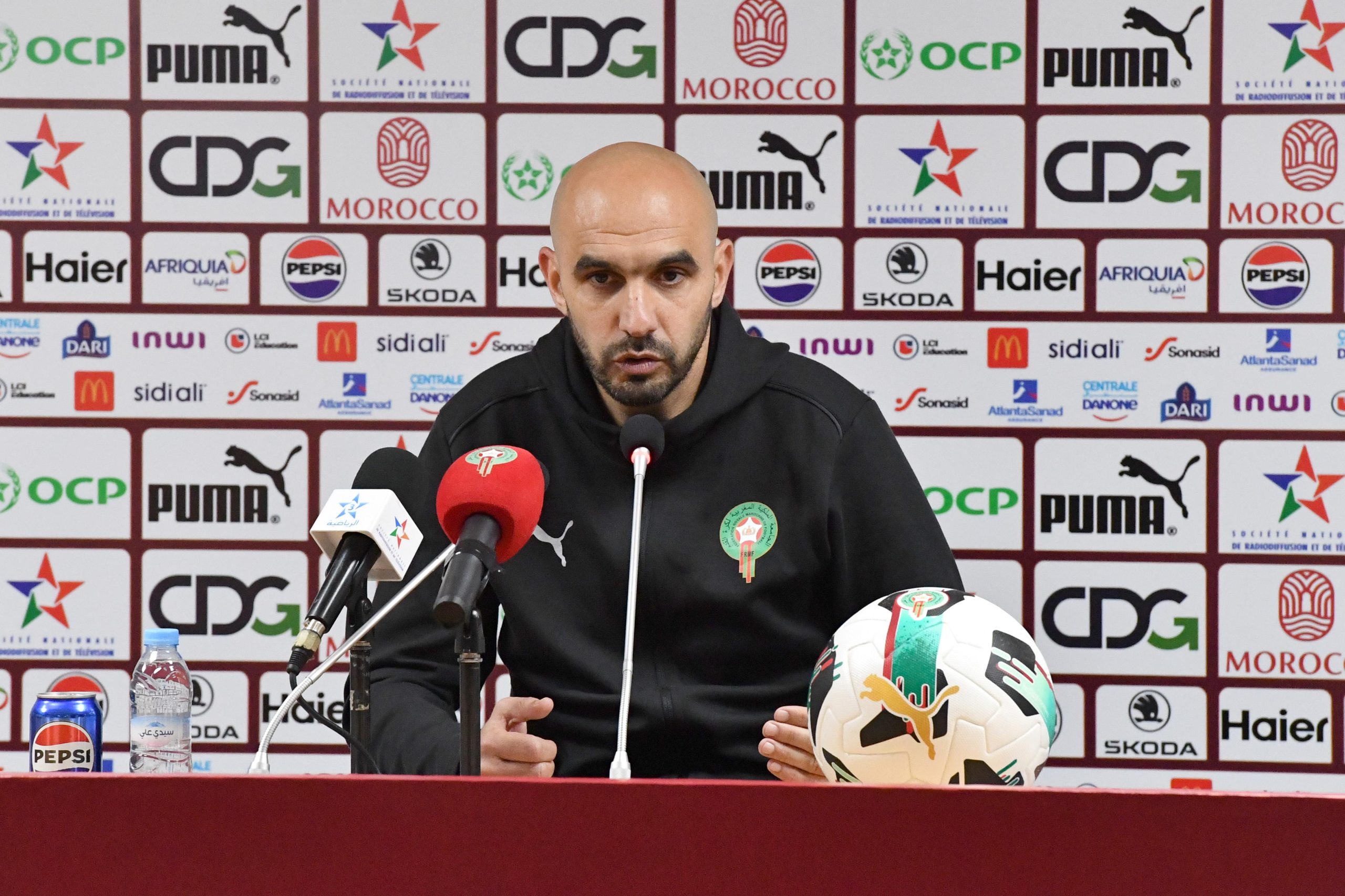 Équipe nationale : Walid Regragui dévoilera sa liste mardi prochain pour les matchs face à la Tunisie et au Bénin