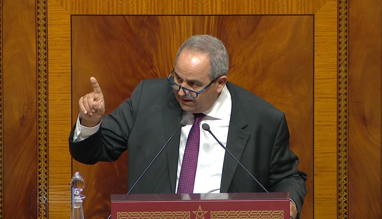 Scandale des diplômes à Agadir : El Midaoui se contente d'une réaction timide au Parlement 