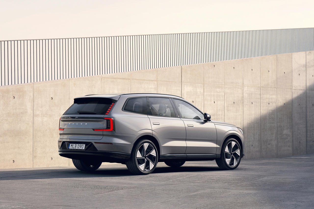 Électrique - Volvo EX90, opulent et chaleureux